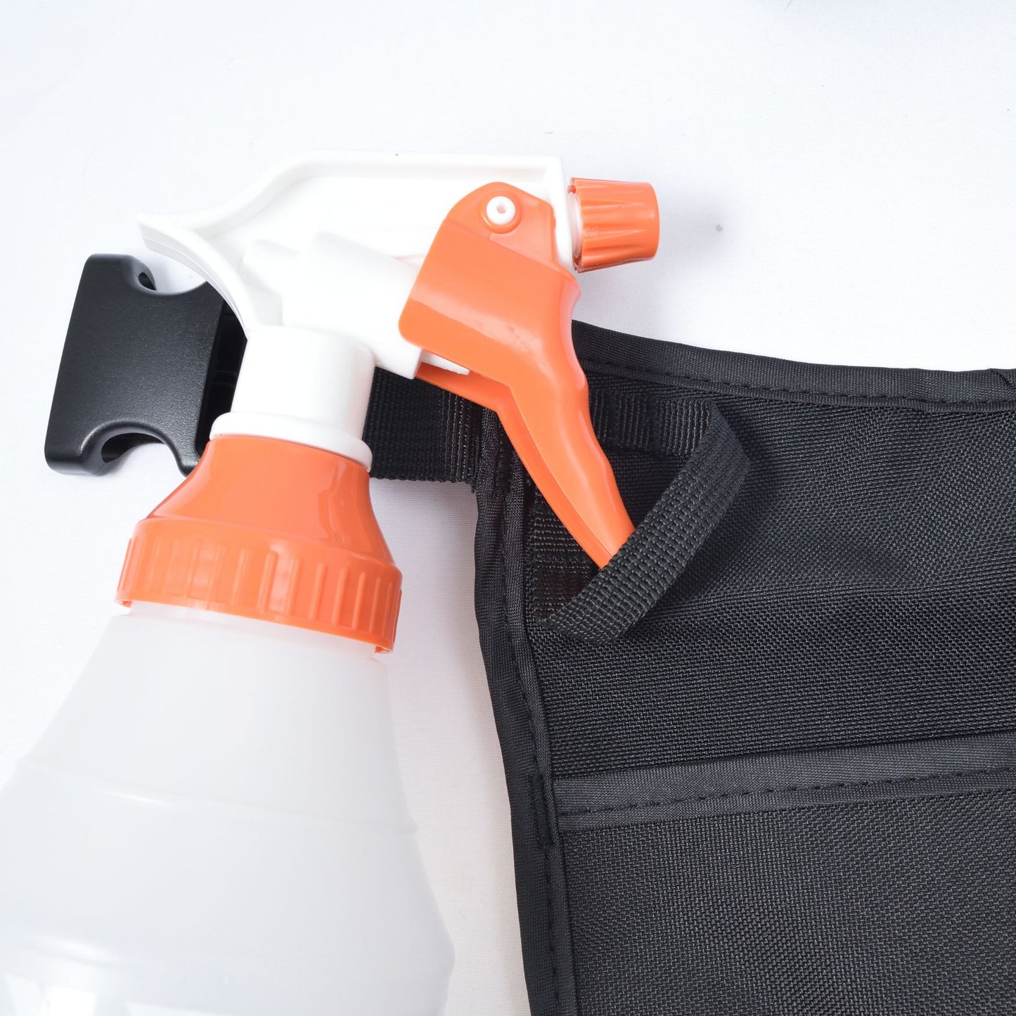 Tablier de nettoyage imperméable et robuste
